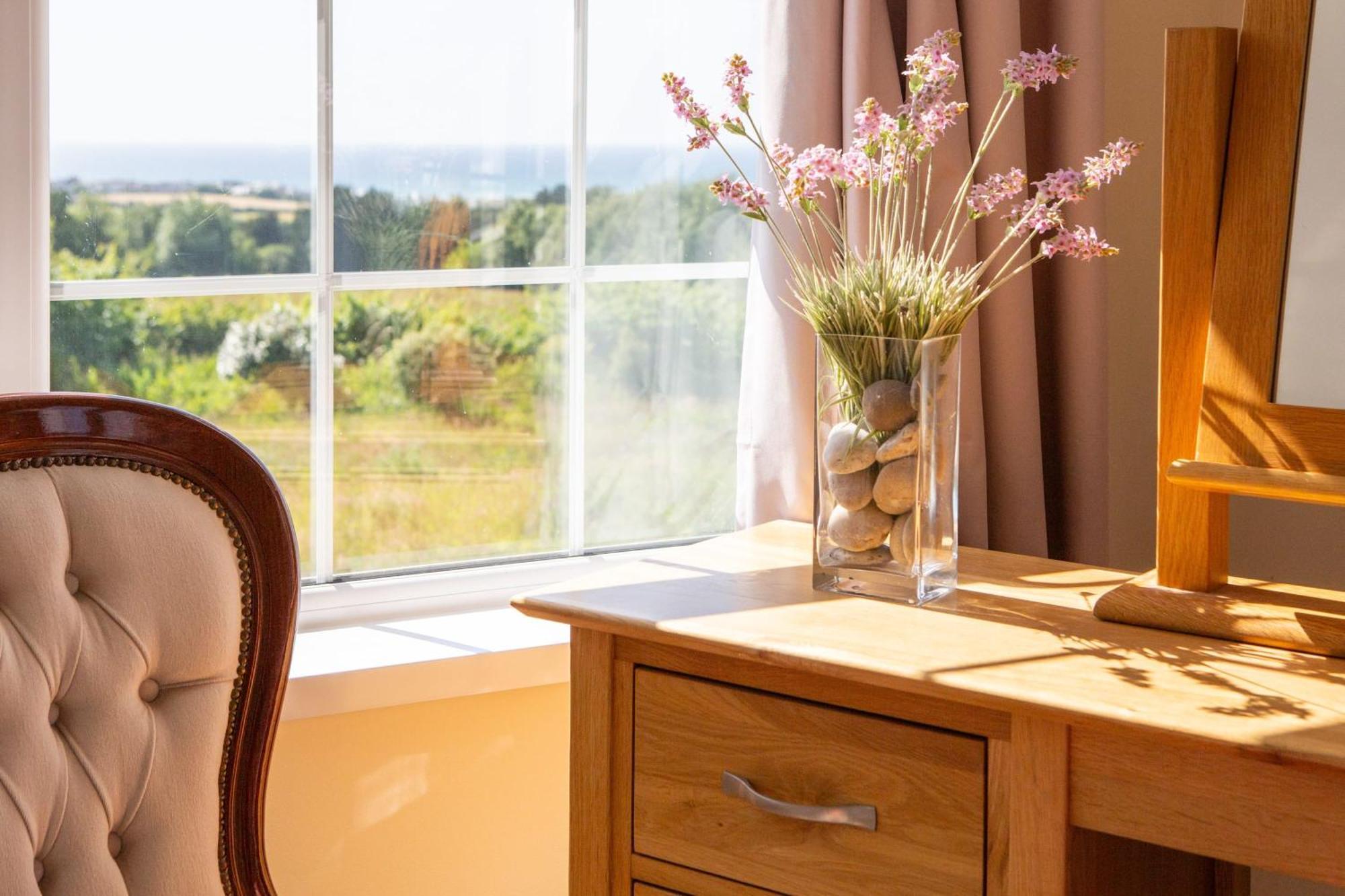 Stunning 6 Bedroom Cottage Near Cornish Coast Буде Экстерьер фото